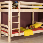 Lit superposé avec échelle latérale