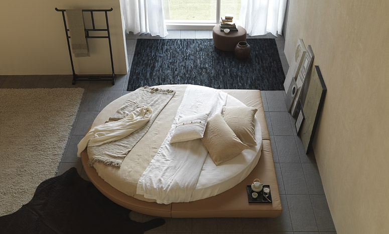 Podium avec lit rond