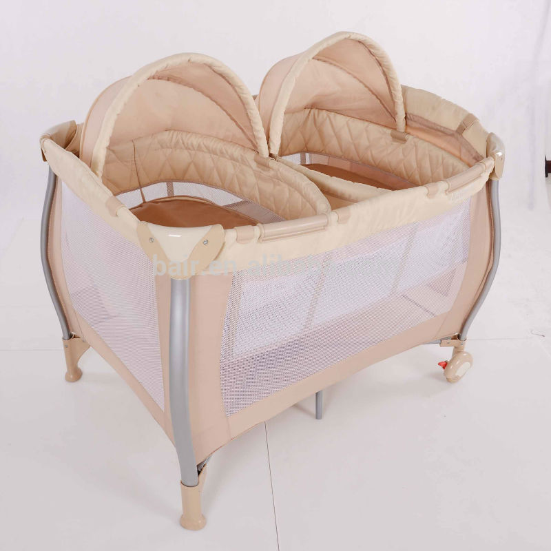 Ménage pour jumeaux