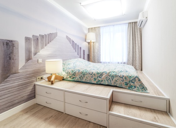 Passerelle ouverte sur le lit