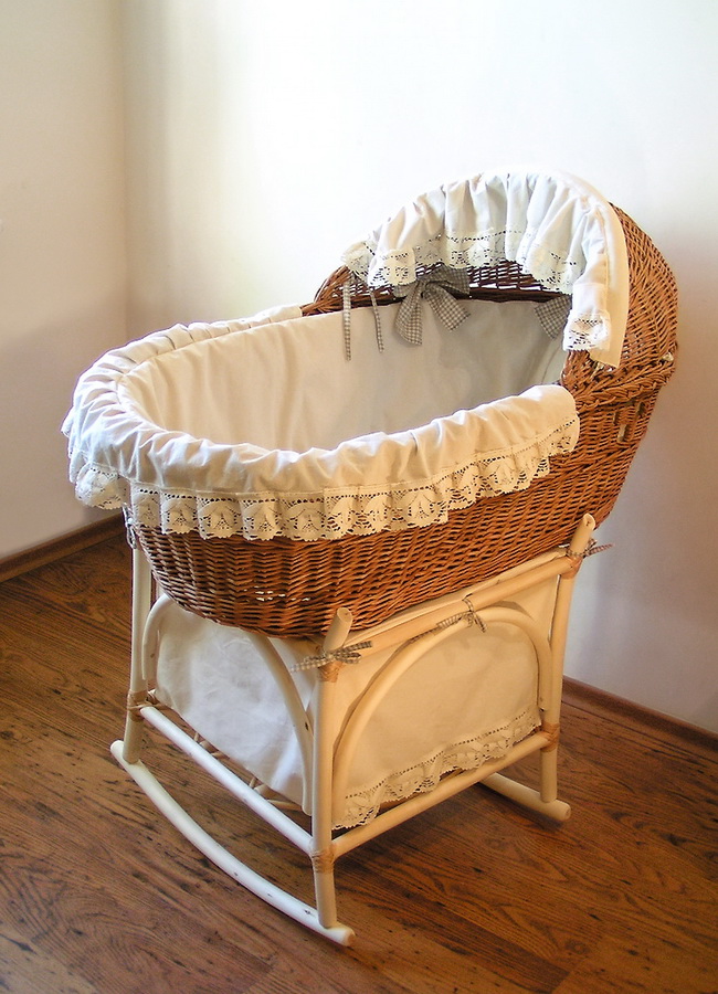 Choisir un berceau pour un nouveau-né