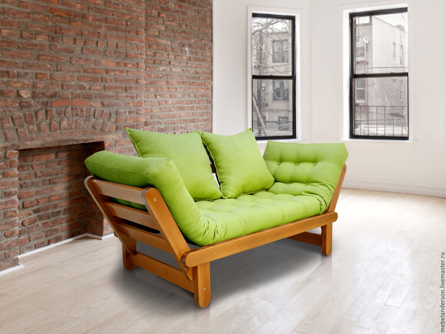 Coussins moelleux sur cadre en bois