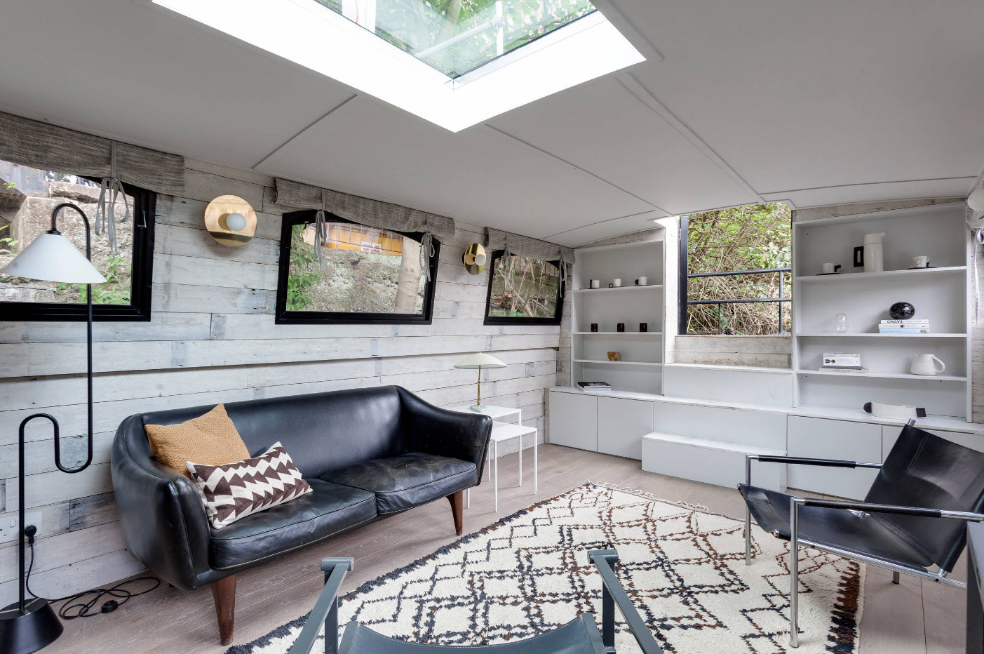 Un petit canapé pour le contraste