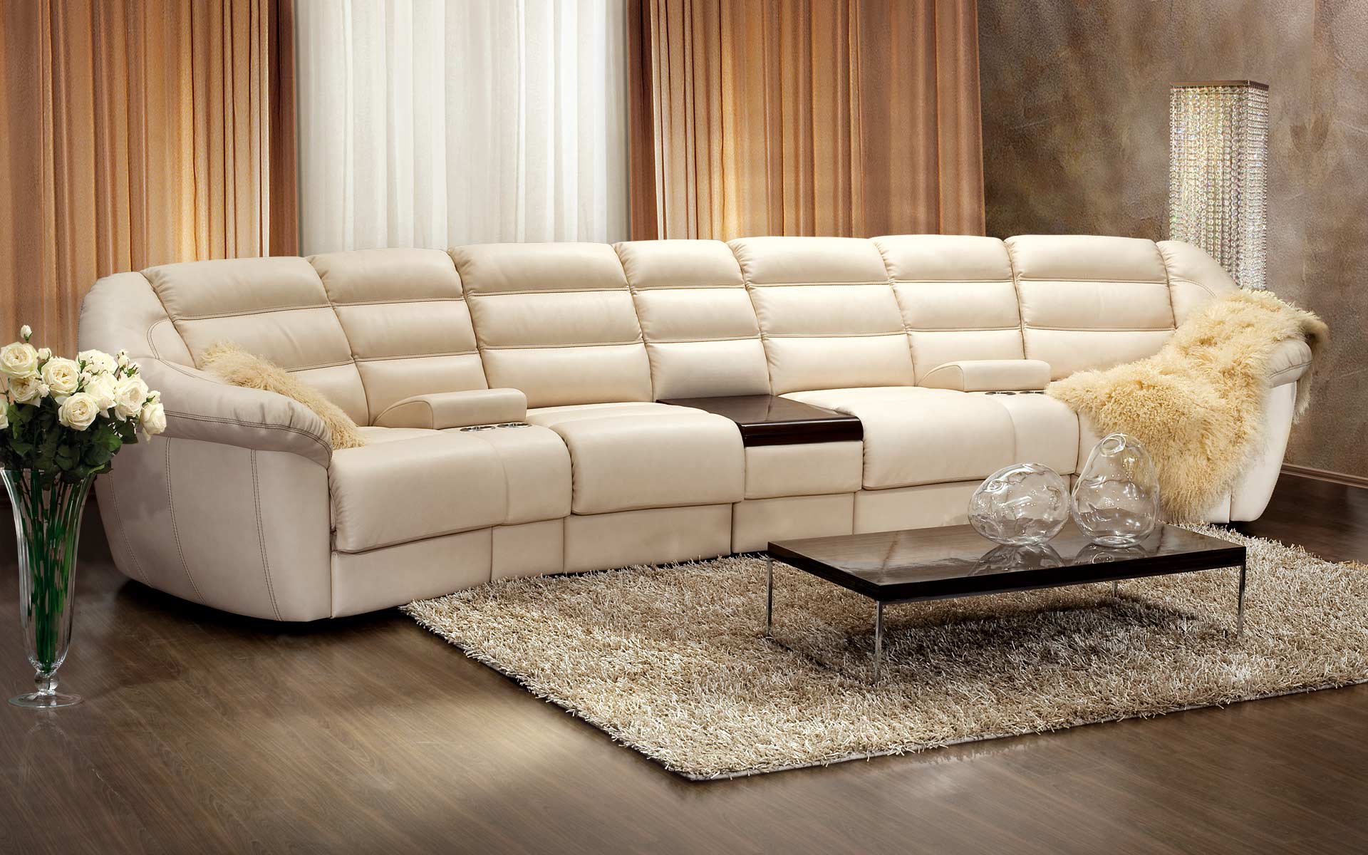 Canapé beige de luxe