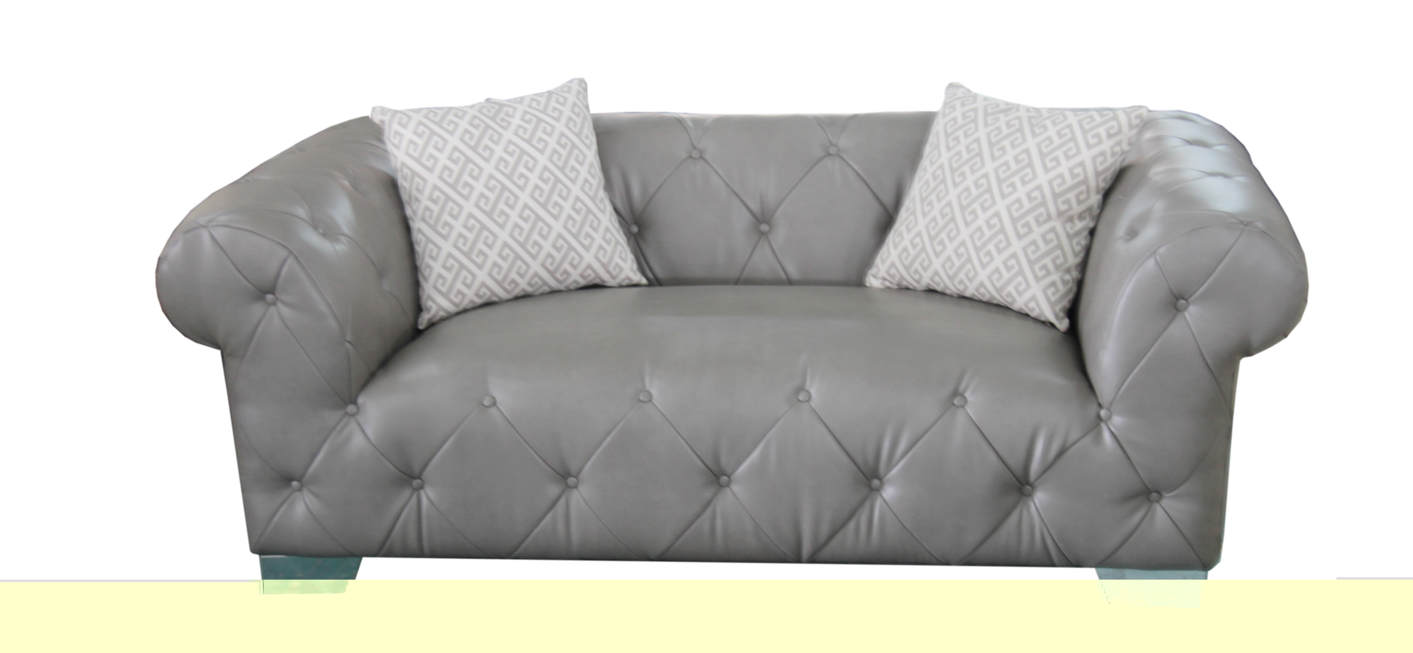 Canapé gris avec coussins