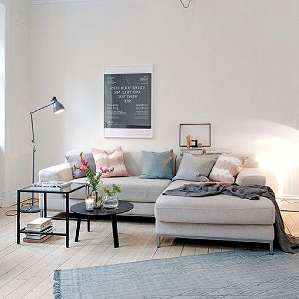 Canapé d'angle dans le salon