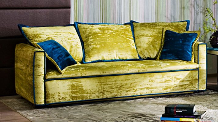 Canapé avec rembourrage gris