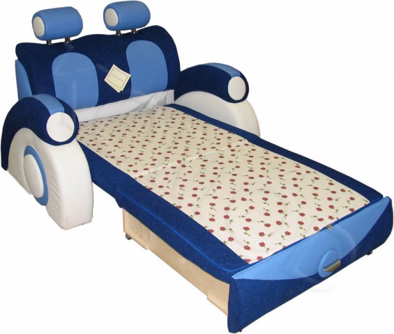 Canapé dans la chambre du garçon