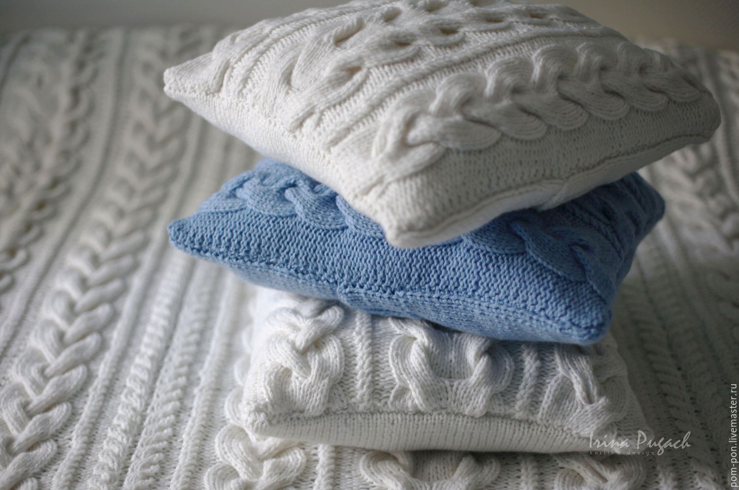 Oreillers tricotés