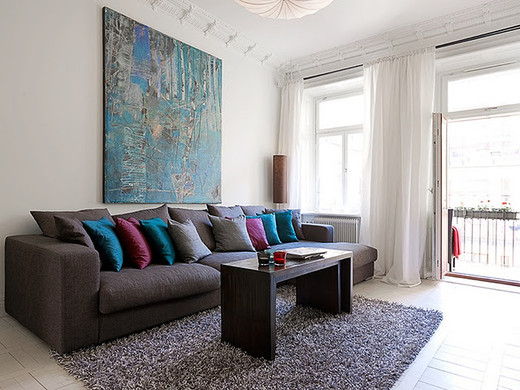 Canapé avec coussins