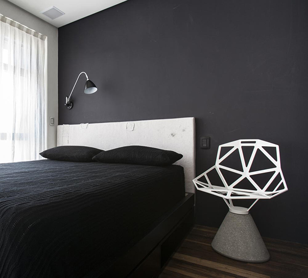 Lit fait en noir d'origine