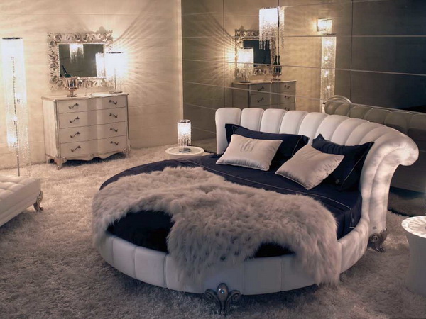 Lit de luxe en bleu foncé