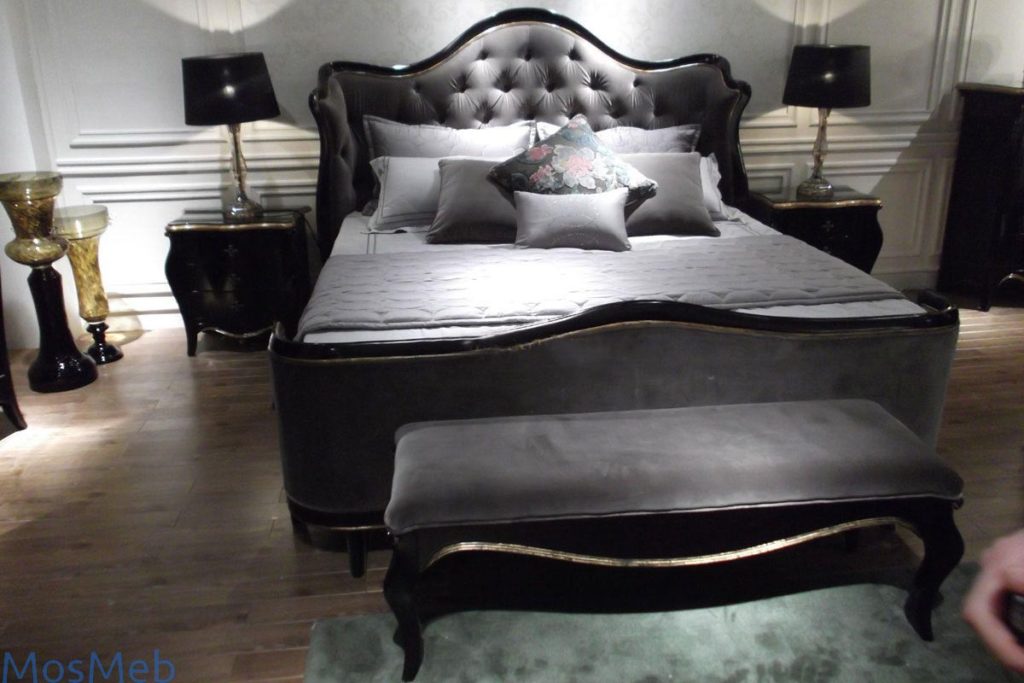 Modèle de lit chic en gris