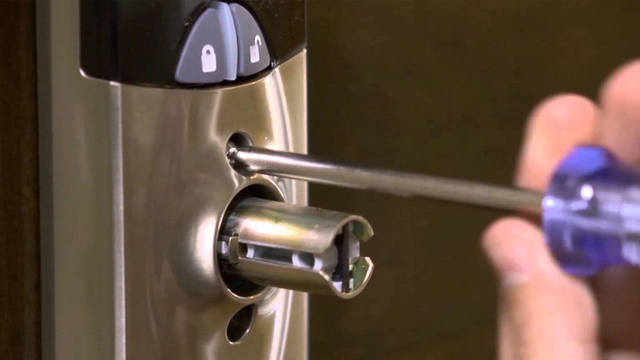 Ouverture d'urgence des serrures