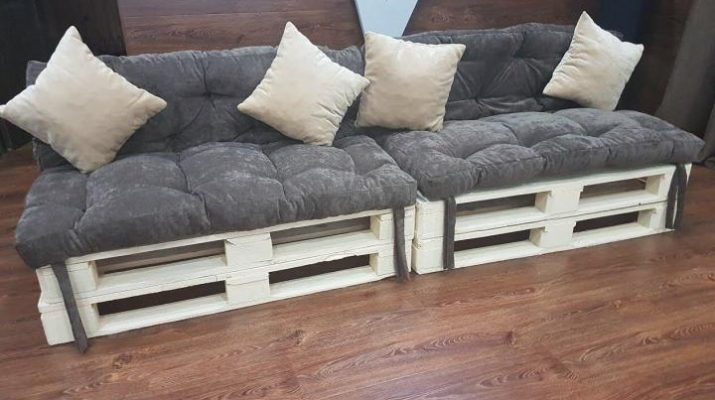 Accessoires moelleux (matelas et oreillers) pour meubles en palette