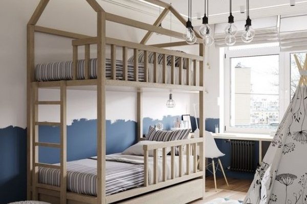 maison de deux étages